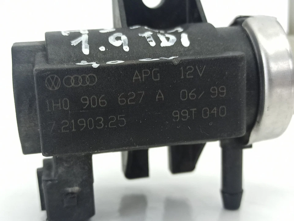 1H0906627A VÁLVULA DE AIRE ADICIONAL / 160490 SEAT LEON 1M1 SPORTS LIMITED Foto 3 de 4