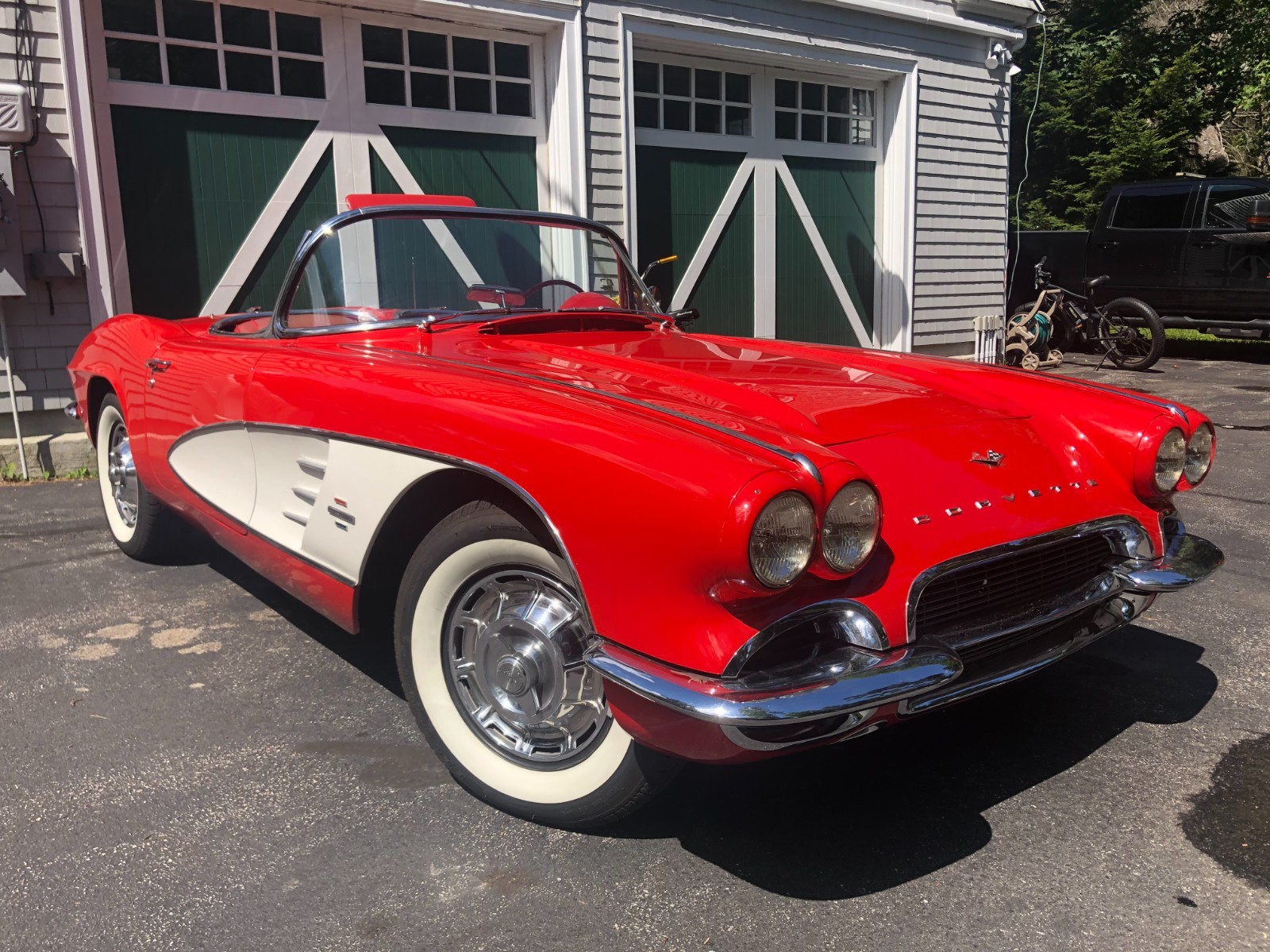 1961 Red Chevrolet Corvette   | C1 Corvette Photo 4