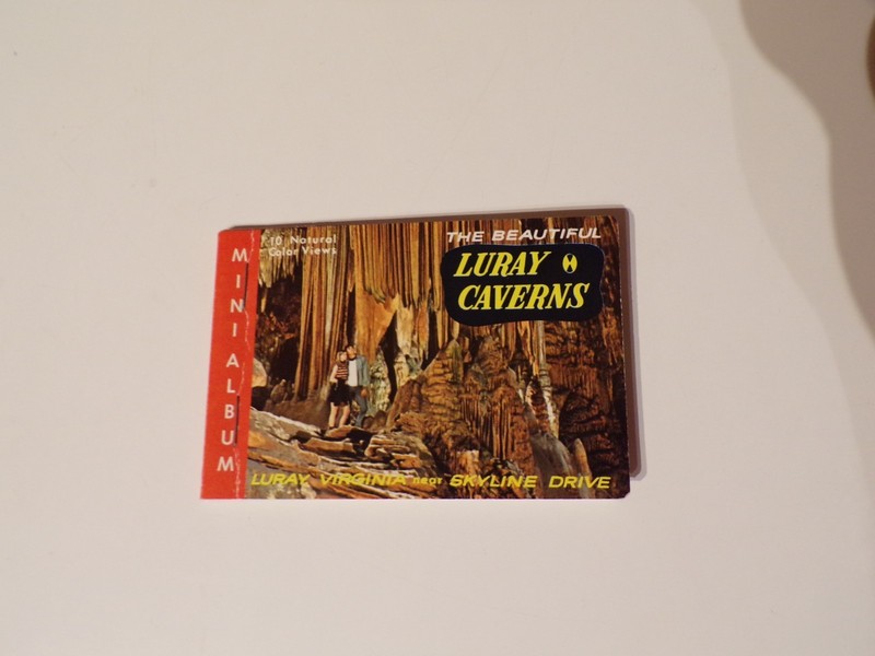The Beautiful Caverns of Luray Mini Album 10 natural color views Dexter Press