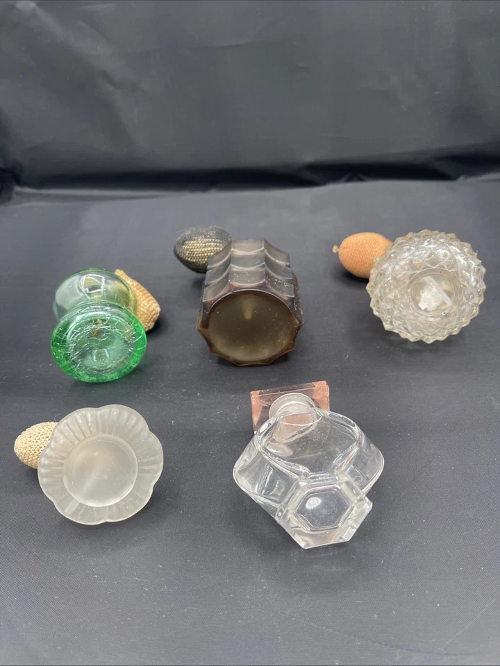 Lot Of 5 Vintage Perfume Bottles - Image 3 of 4