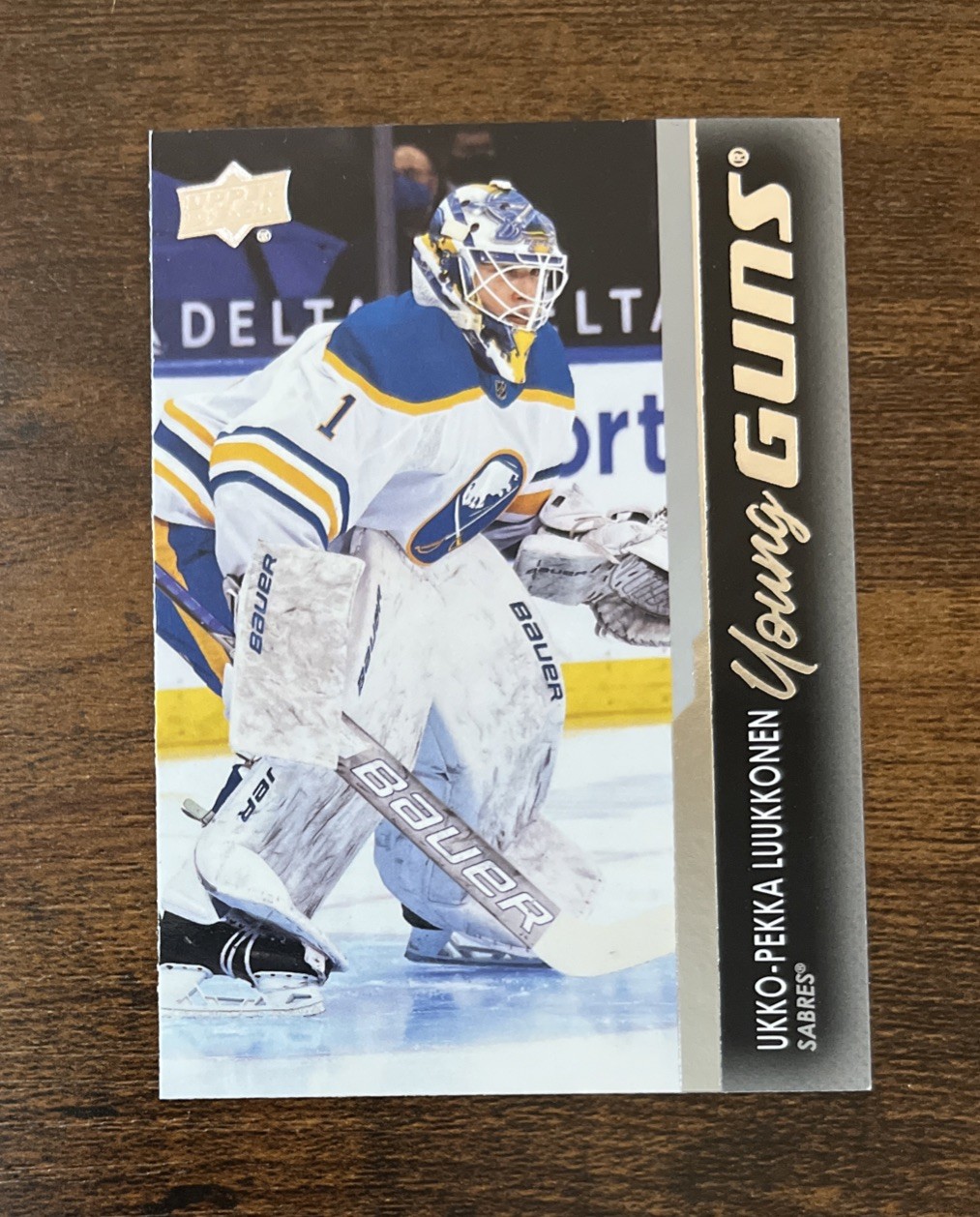 2021-22 Upper Deck Series 1 Young Guns Ukko-Pekka Luukkonen #202 Rookie RC