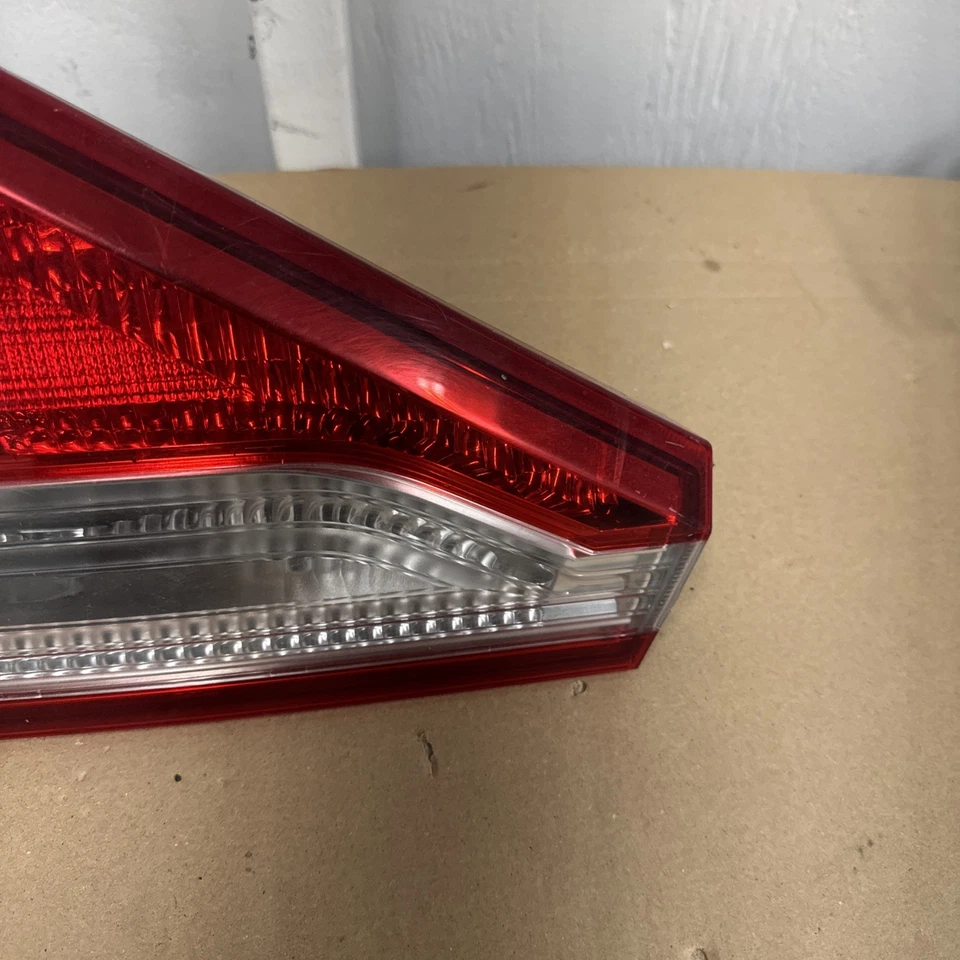 2011-2013 Honda Odyssey Rear Left Tail Light Lamp Assembly OEM - Image 2 of 4