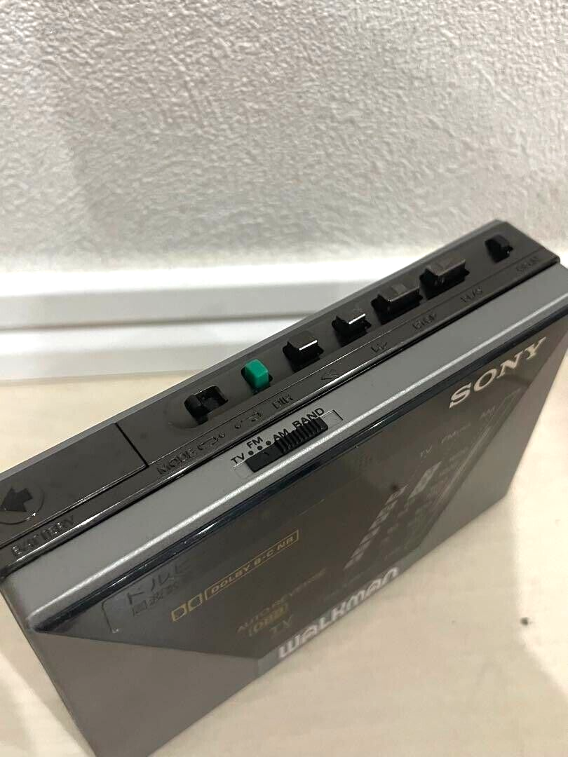 Sony WM-F550C Walkman Cassette Player Portable Audio Retro Sony WM-F550C Walkman Cassette Player Portable Audio Retro