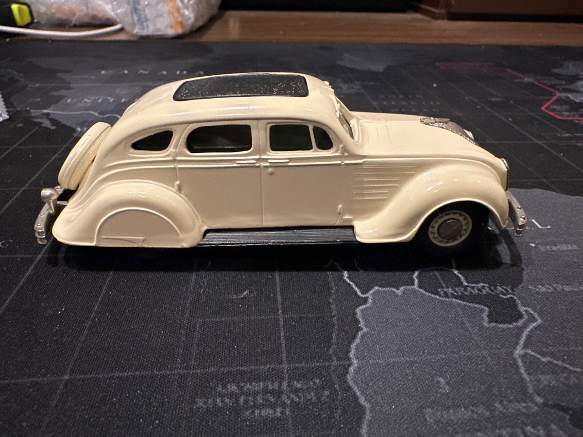 1934 La Salle 350 Coupe Black 1:43 White Metal Brooklin Made in England