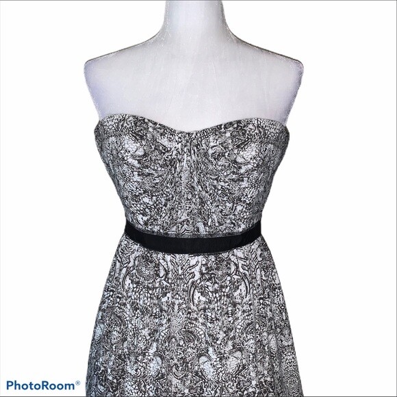 BCBGMAXAZRIA Amber sleeveless black & white Print Long Gown Maxi Formal  dress 2 | eBay