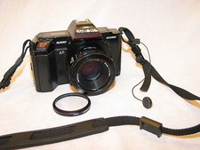MINOLTA MAXXUM 5000 AF 35mm SLR CAMERA w/MAXXUM AF 50mm 1:1.7 LENS