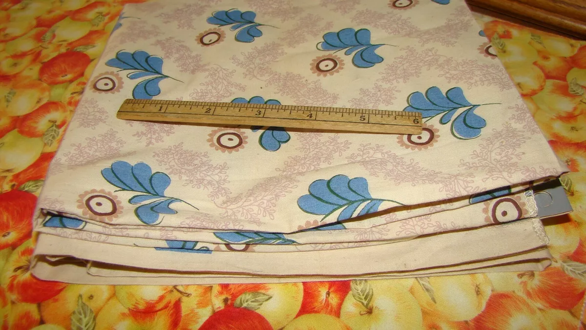 Vintage 1950's or 1960's Sample Cotton Fabric 40