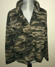 Sanctuary 2 Pocket Shaket Jacket TAN CAMO Women  s size Medium NWT Camouflage