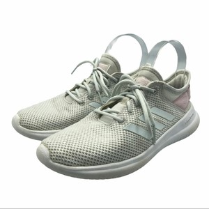 adidas pulls all white sneaker