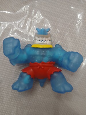 Heroes of Goo Jit Zu Dino Power Thrash Chomp Attack Shark Action Figure