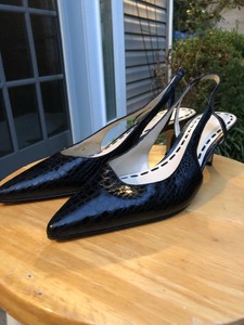 enzo angiolini snakeskin pumps