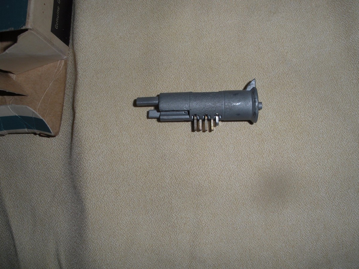 NOS Buick Lock Cylinder Glove Box Uncoded 67-68 | eBay
