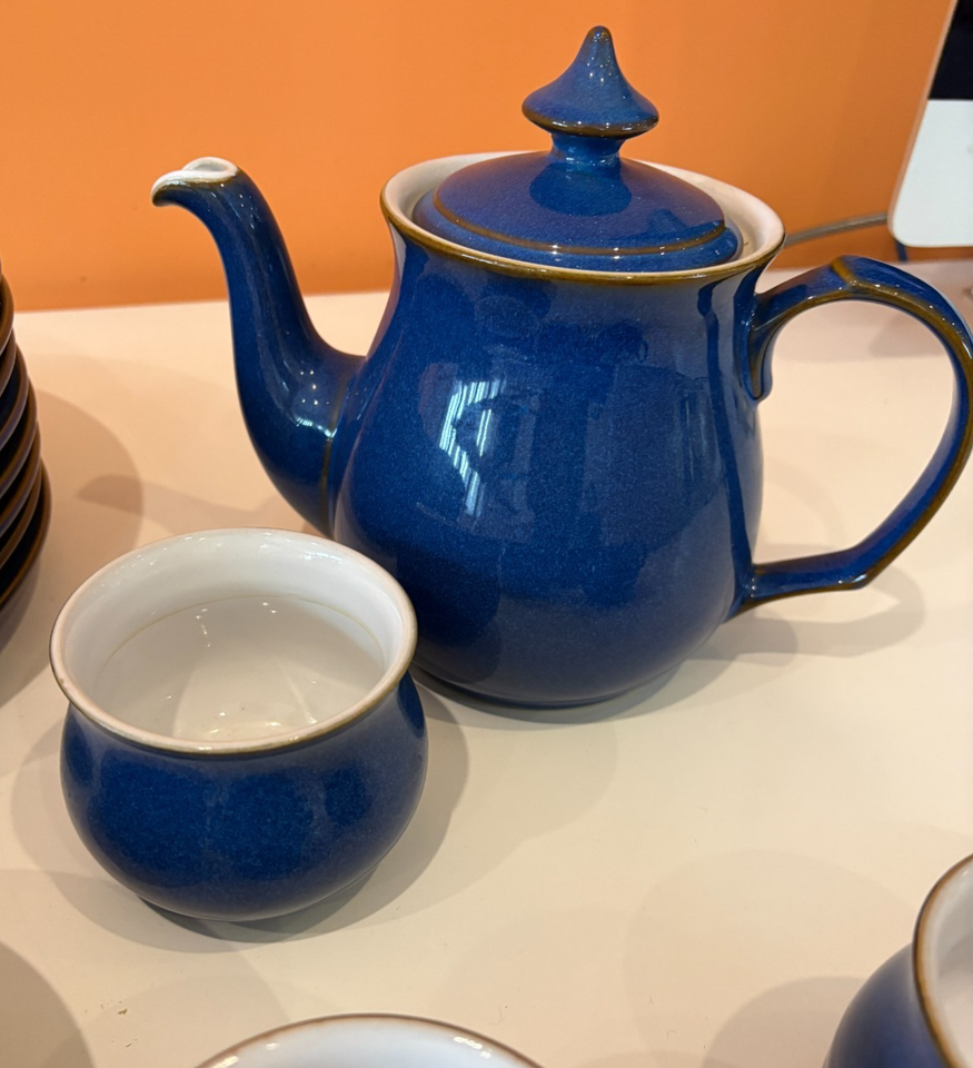 denby-34-piece-dinner-set-imperial-blue-6-x-cup-saucer-teapot