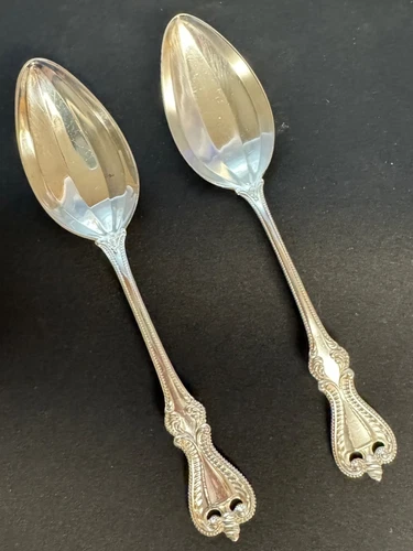 TWO ANTIQUE TOWLE OLD COLONY STERLING FACETED SILVER SERVING SPOONS (1895)