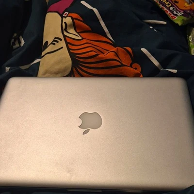 Apple MacBook Pro 13" 2011 · i5 · 8GB · 480GB
