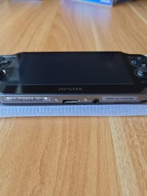 Sony Ps Vita  PCH-1100 Crystal Black Model Console & Charger CIB  TESTED