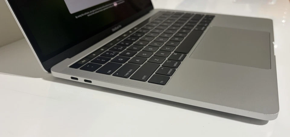 Apple MacBook Pro 13" 2018 · i7 · 16GB · 512GB, photo 4 of 5