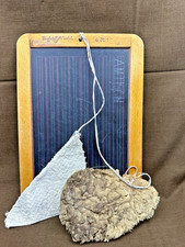 Antike kleine Schiefertafel wie auf Fotos mit Schwamm & Läpchen / für Kreide /MA