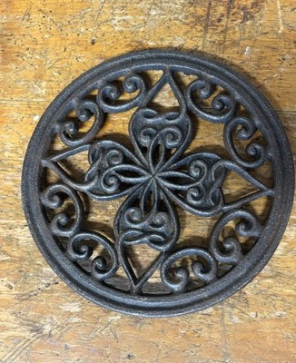Vintage Cast Iron Four Leaf Clover Trivet 7'' Irish Farmhouse Kitchen Decor