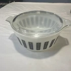Vintage Pyrex Gourmet Black Leaf 2.5qt Casserole #475B with Lid Rare Promo 1961