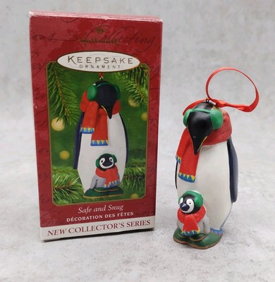Hallmark Andenken Geschenke sicher und kuschelig Christbaumschmuck Winter Pinguine