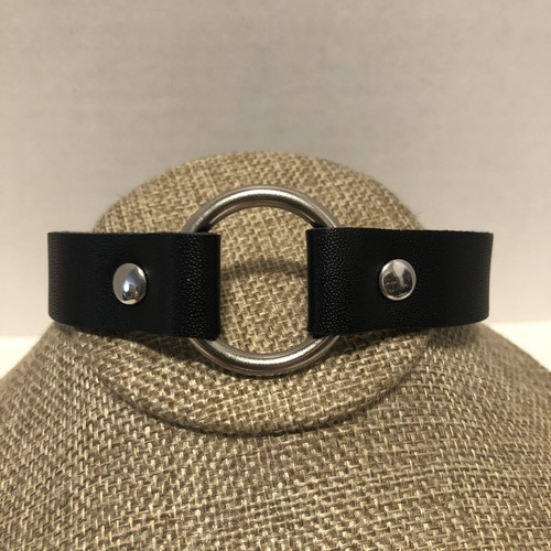 Gothic Punk Round Rivet 3 O Ring Pendant Choker Collar Black Leather