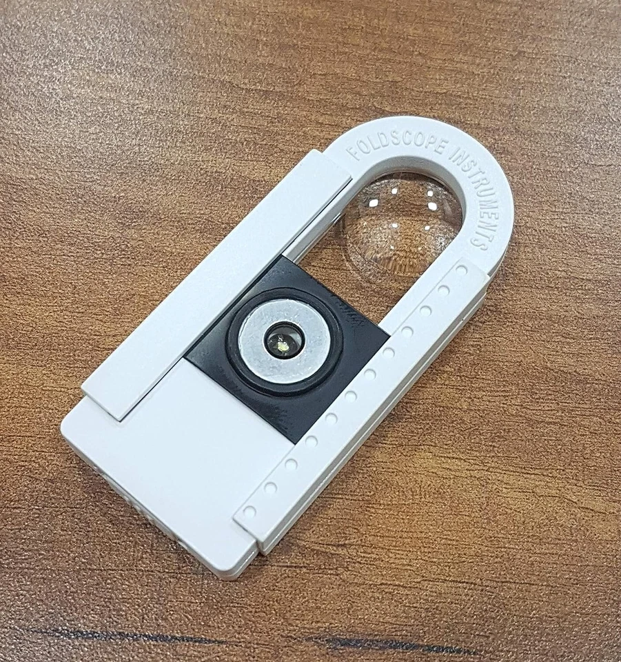 Foldscope LED Magnifier 3X/10X Magnification Replaceable Battery (2 X LR1130) - Image 4 of 4