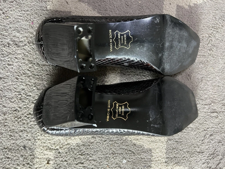 Zapatos de tacón cuadrado de piel de serpiente genuina de 3" de Carlos Falchi Talla 7M Foto 3 de 4