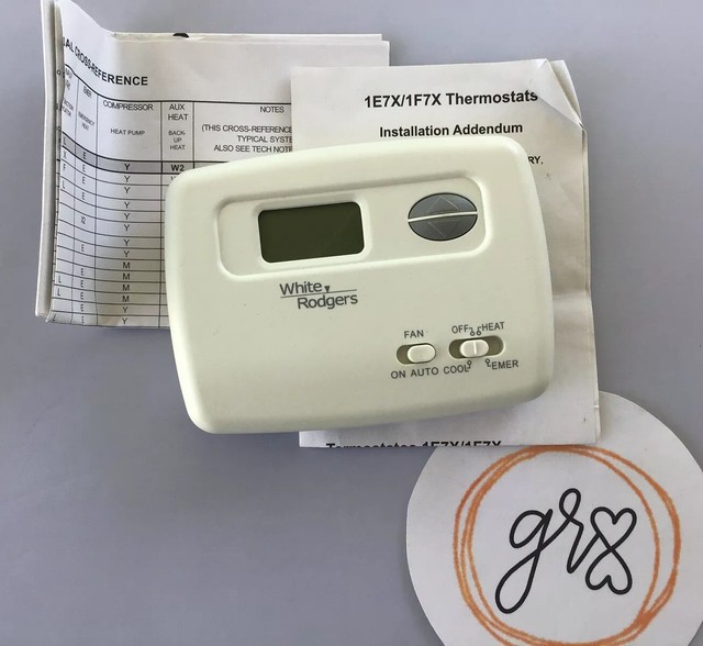 White Rodgers Thermostat Heat Pump ONLY 2H/1C 1F79111 NonProgrammable