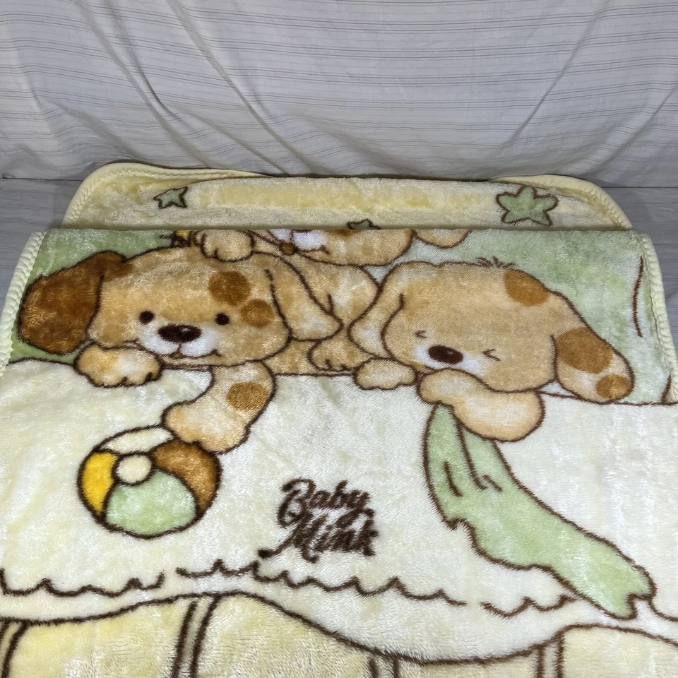 HTF Vintage Mink Baby Blanket Puppies 3 Dogs Sleeping Ball Yellow Green Fuzzy T1 - Image 3 of 4
