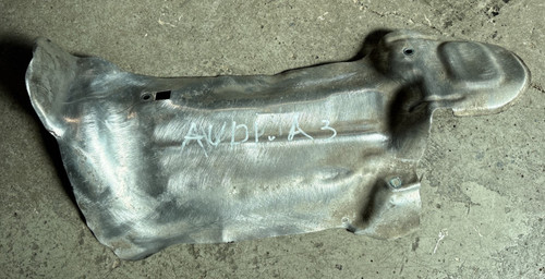 VW Audi Seat Skoda Hitzeschutz Lenkgetriebe Hitzeschutzblech 1K1423981J