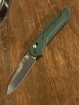 Benchmade 945 Mini Osborne Reverse Tanto Blade Knife - Green Aluminum S30V