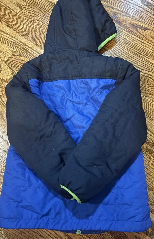 男孩 London Fog 冬季外套 7 码 — 第 2/3 张图片