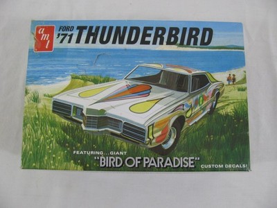 AMT 1/25 Scale 1971 Ford Thunderbird Bird of Paradise Model Car Kit #AMT-920 New