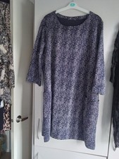 Nutmeg Blue / White Fleck Tunic Dress With Pockets Size 20