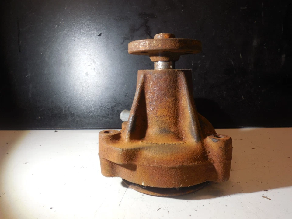 Motorcraft Engine Cooling Water Pump C8DE8606A Ford F150 250 4.9L - Image 4 of 4