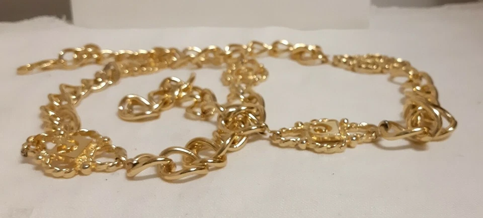 Pierre Cardin Vintage Gold Gürtel/Halskette 70-80 Jahre    - Bild 2 von 4