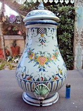 ancien gros réservoir de fontaine en céramique  18 ème