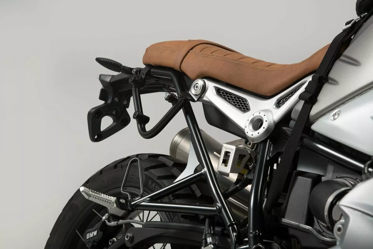 SW-MOTECH(エスダブリューモーテック) シリンダーガード BMW R nine T