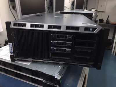 DELL - T630 Rack Server 8LFF - 2x E5-2620v4 8c 2,1Ghz / 16GB RAM