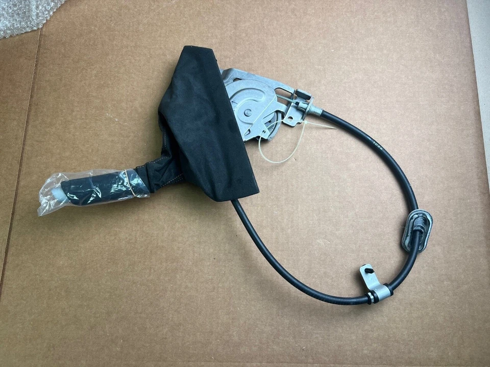 Corvette C6 2005-2013 genuino GM gamuza arranque freno estacionamiento palanca costuras rojas Foto 2 de 4