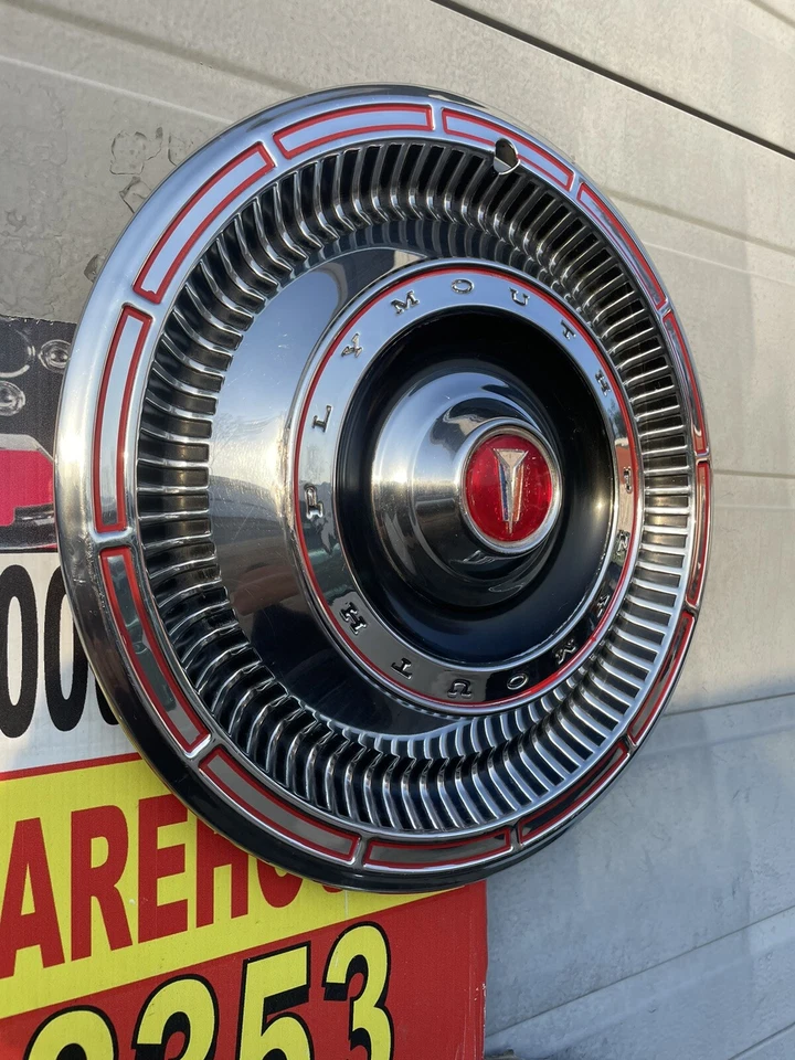 1966 Plymouth Gtx rare Red Hubcaps 4 Fury Belvedere Satellite 14” Beautiful Oem - Image 3 of 4
