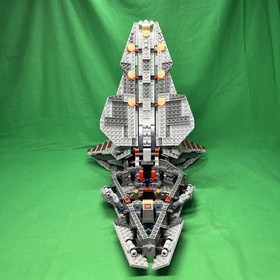 LEGO Star Wars: Venator-Class Republic Attack Cruiser (8039)