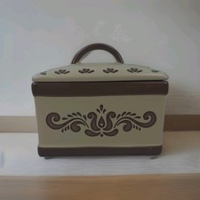 Pfaltzgraff Village Mini Bread Box/Trinket Holder 6.5" x 3.75" VHTF