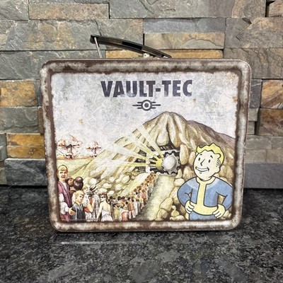 Fallout 3 Collectors Vault-Tec ''Weathered'' Tin Tote - Lunchbox Only Fanwraps