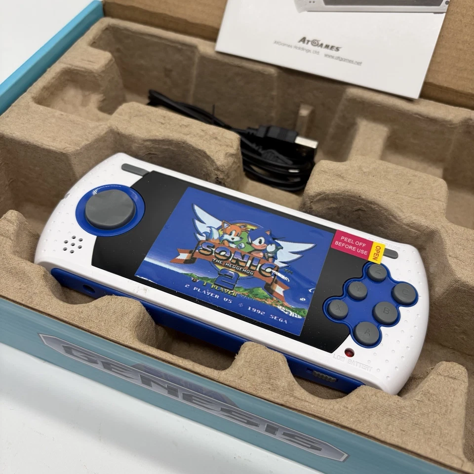 SEGA Genesis Ultimate Jugador de Juego Portátil con 85 Juegos - Blanco *Nunca Usado* Foto 3 de 3