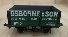 Bachmann 00 Gauge 37-156 - 8 Plank Open Wagon 'Osbourne & Son' No.10 Unboxed 