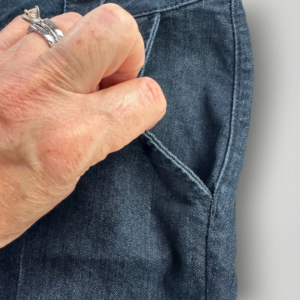 Женские джинсовые шорты Dressbarn — размер 4 — темно-синяя стирка — классический крой - Изображение 4 из 4