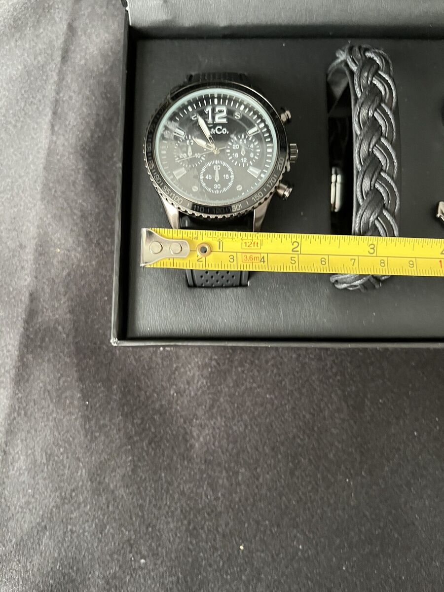 L & Co. Luxury Fashion Timepieces 50mm Quartz Watch Bracelet L & Co. Luxury Fashion Timepieces 50mm Quartz Watch Bracelet