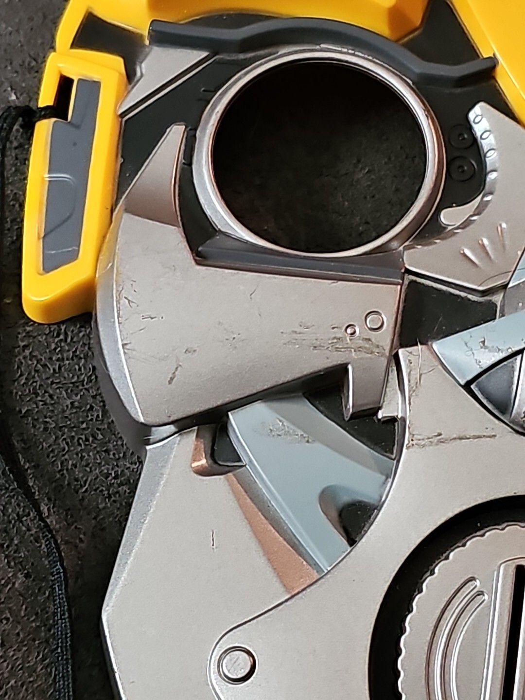 Transformers Bumblebee Plastic Face Mask Hasbro 2… - image 2